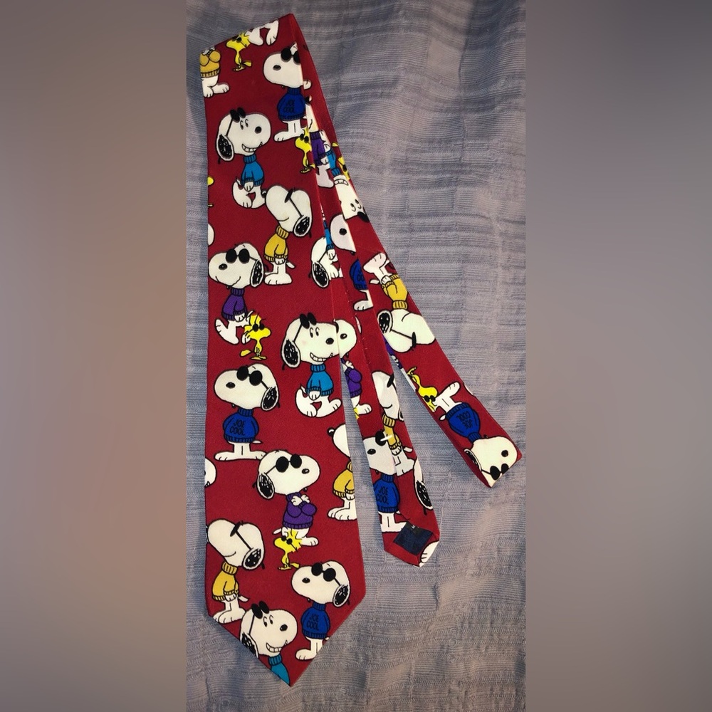 PEANUT’s SNOOPY as Joe Cool in Sunglasses Men’s Tie Licensed unique Vintage NEW